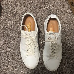 Good Man Brand Off-White Leather Low-Top Sneakers for Men